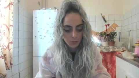 Snapshot of jessystarrr chatting on September 11, 2025, 6:35 am Jessy online show from September 11, 2025, 6:35 am