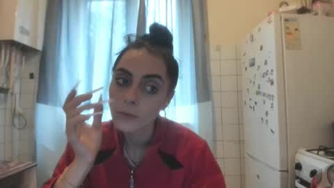 Snapshot of jessystarrr chatting on October 9, 2025, 10:57 am Jessy online show from October 9, 2025, 10:57 am
