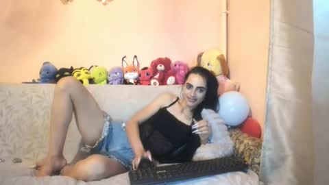 Snapshot of jessystarrr chatting on October 12, 2025, 5:06 am Jessy online show from October 12, 2025, 5:06 am