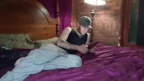 Snapshot of jf12334 chatting on January 22, 2025, 5:37 am NedeledeN online show from January 22, 2025, 5:37 am