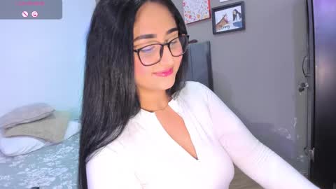 jhackelin  My independent account online show from February 28, 2025, 12:32 am