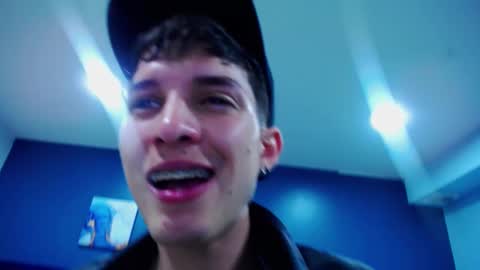 Jheampiero online show from September 19, 2025, 1:56 pm