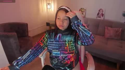 Snapshot of jhiinny_brownn chatting on September 14, 2025, 3:05 am Jhiinny online show from September 14, 2025, 3:05 am