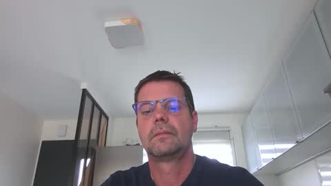 jhmec44000 online show from April 30, 2026, 9:48 am