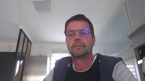jhmec44000 online show from May 6, 2026, 11:26 am