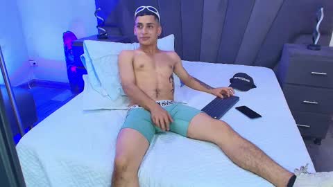 jhoanleandro online show from February 13, 2025, 6:52 am