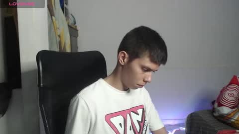 JhoanVelezModel online show from October 13, 2025, 2:44 am
