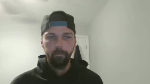 Snapshot of jholls chatting on January 15, 2025, 1:34 am jholls online show from January 15, 2025, 1:34 am