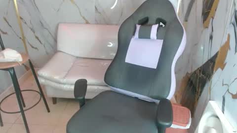 jhost online show from February 4, 2026, 2:17 am