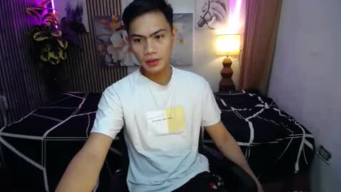 jhon_cummer online show from December 21, 2025, 10:17 pm