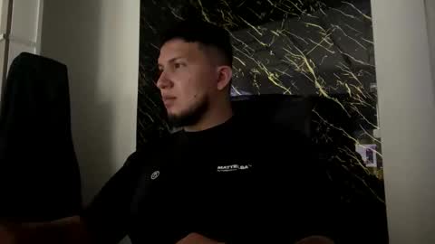 jhon online show from September 24, 2025, 3:37 pm