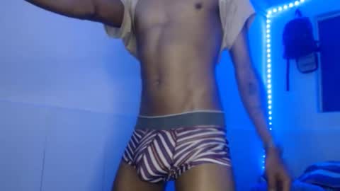 jhon_hot09 online show from October 30, 2025, 4:58 am