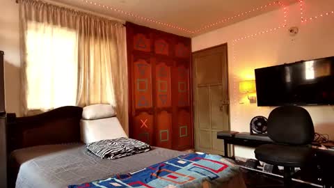 Jhon wich2 online show from November 4, 2025, 4:50 pm