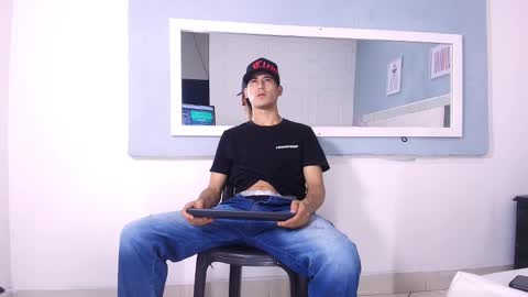 Jhon online show from February 8, 2025, 2:15 am