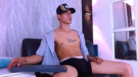 Jhon online show from December 21, 2025, 7:32 pm