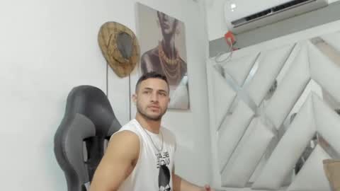 Snapshot of jhonny_flames7 chatting on January 13, 2025, 3:56 am jhonny online show from January 13, 2025, 3:56 am