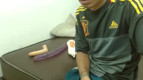 jhonny_k online show from March 1, 2026, 1:46 pm