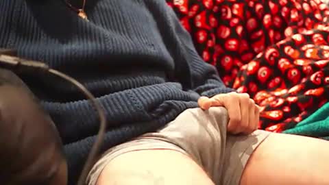 jhonnygoldendick online show from February 24, 2026, 6:33 am