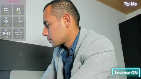 Jhony Alzate online show from April 7, 2026, 2:34 am