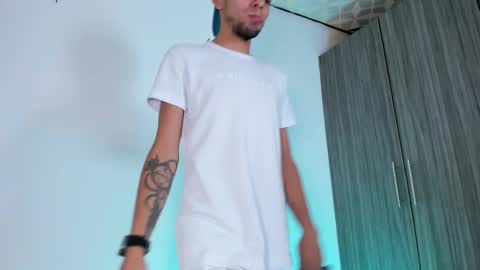 Snapshot of jhors_silv chatting on September 18, 2025, 12:45 am Jhors online show from September 18, 2025, 12:45 am