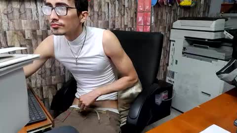 Jhosuamoore  online show from January 10, 2026, 11:01 am