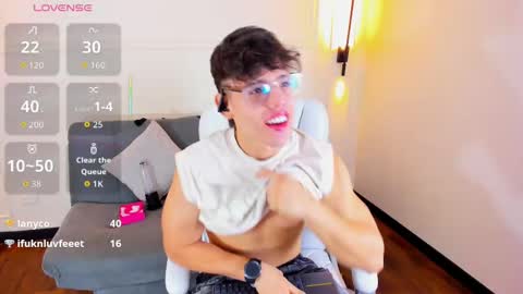 jhoumod_21 online show from September 9, 2025, 10:15 am