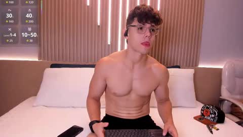 jhoumod_21 online show from October 7, 2025, 10:23 am