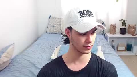 Snapshot of jhuan_cute chatting on June 26, 2026, 6:12 pm Jhuan Nhez online show from June 26, 2026, 6:12 pm