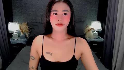 jhuliana_and_charles_room online show from February 7, 2026, 3:43 am