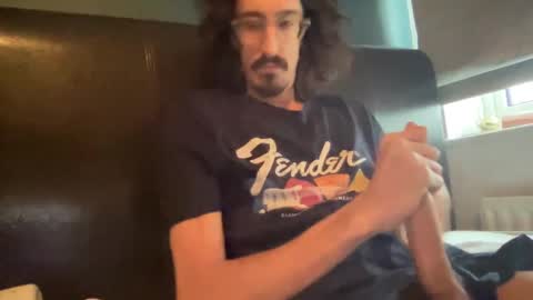 Jigz1986 online show from February 7, 2025, 11:45 am