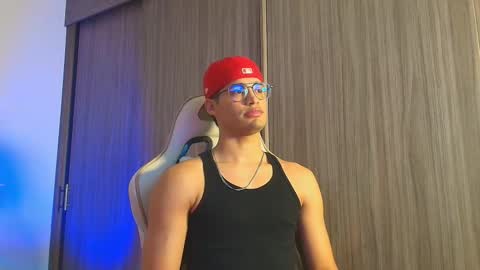 Snapshot of jimmy_leeh_ chatting on November 28, 2025, 4:37 am Jimmy Leeh online show from November 28, 2025, 4:37 am