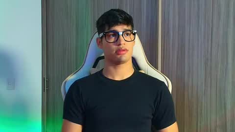 Snapshot of jimmy_leeh_ chatting on February 8, 2026, 5:22 am Jimmy Leeh online show from February 8, 2026, 5:22 am