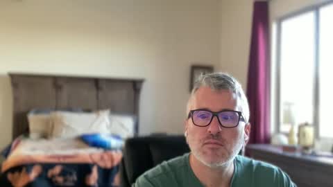 Dad of Three online show from January 5, 2025, 4:06 pm