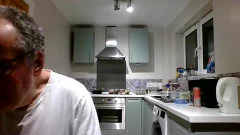 Snapshot of jimmybenido chatting on January 15, 2025, 5:58 pm Jim Redgewell online show from January 15, 2025, 5:58 pm