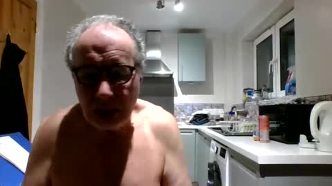 Snapshot of jimmybenido chatting on January 16, 2025, 5:33 pm Jim Redgewell online show from January 16, 2025, 5:33 pm