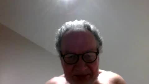 Snapshot of jimmybenido chatting on February 17, 2025, 6:15 pm Jim Redgewell online show from February 17, 2025, 6:15 pm