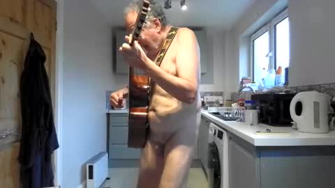 Snapshot of jimmybenido chatting on September 10, 2025, 4:18 pm Jim Redgewell online show from September 10, 2025, 4:18 pm