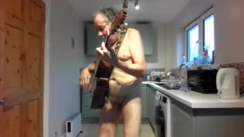 Snapshot of jimmybenido chatting on October 17, 2025, 4:42 pm Jim Redgewell online show from October 17, 2025, 4:42 pm