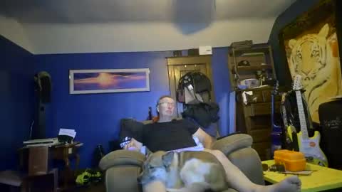 jimmycrackedcorn4u online show from July 7, 2026, 9:19 pm