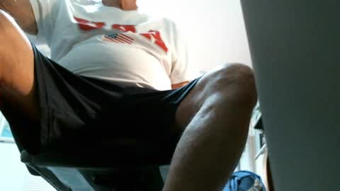 jimwellhung online show from July 22, 2026, 2:58 am