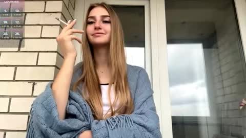 Jinny online show from October 13, 2025, 7:08 am