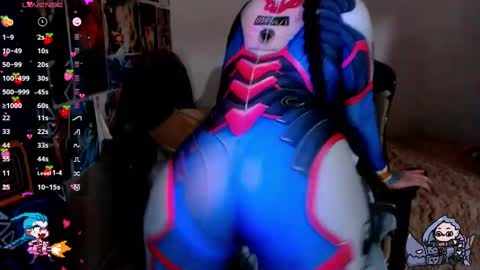 Snapshot of jinx_25 chatting on March 5, 2025, 8:21 pm  Jinx  online show from March 5, 2025, 8:21 pm