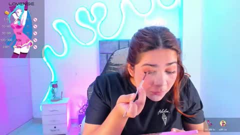 kim online show from November 5, 2025, 1:11 pm