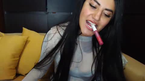 Snapshot of jjodie__ chatting on December 3, 2024, 4:47 am luuuuuuuuuu online show from December 3, 2024, 4:47 am