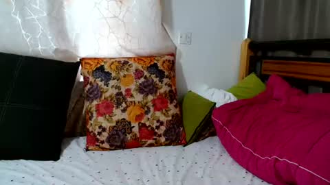 Snapshot of jjsecrets_ chatting on July 30, 2026, 8:24 am JJ online show from July 30, 2026, 8:24 am