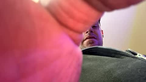 Snapshot of jlovindemsm chatting on February 24, 2025, 4:15 pm Jimmy online show from February 24, 2025, 4:15 pm