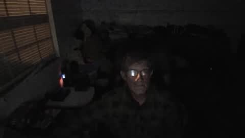 Snapshot of jmoorez2001 chatting on September 29, 2025, 2:27 am johnny online show from September 29, 2025, 2:27 am