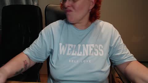 Snapshot of joannaandneighbour chatting on December 8, 2024, 1:03 pm Joanna and Greg online show from December 8, 2024, 1:03 pm