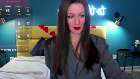 Joan online show from February 25, 2026, 1:37 am