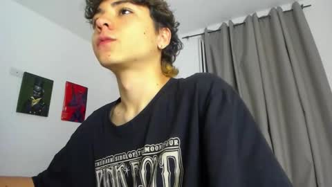 Snapshot of joe23___ chatting on October 21, 2025, 6:03 am Joe online show from October 21, 2025, 6:03 am